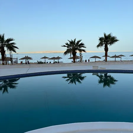 Central Hurghada With Private Beach & Resort Pools