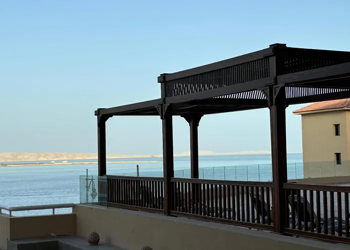 With Private & Pools Appartamento